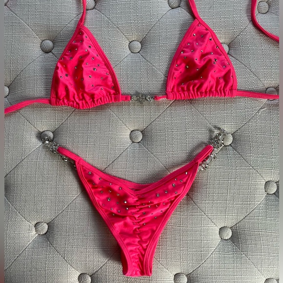 Water Babies Competition Bikini - Picture 4 of 6